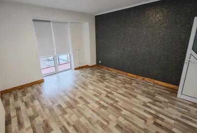 Casă individuală cu 6 camere în Vitan