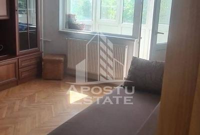 Apartament cu 3 camere, decomandat, etajul 2 , centrala proprie - 3