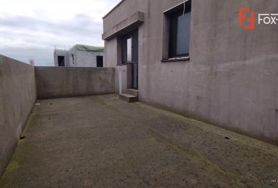 Casa 8 camere ,Sacalaz-Ideala pentru 2 familii - 1