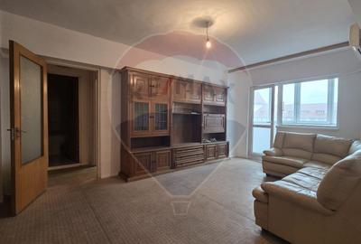 Apartament cu 3 camere de vânzare în zona Bucur Obor - 1
