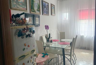 Vanzare apartament decomandat  in zona centrala Apahida - 3