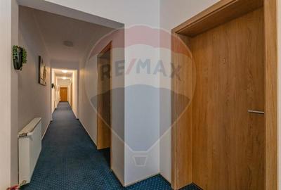 Proprietate turistică cu 14 camere, poziționare excepțională – Râșnov - 22