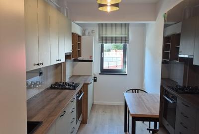 Inchiriez apartament centru - 1