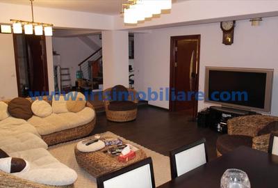 Vila faleza Nord, termen lung, 4 camere, gaze, vedere la mare, 1999E/luna - 1