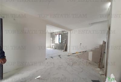 Duplex 8 camere cu doua intrari separate curte comuna Navodari - 11