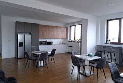 APARTAMENT 4 CAMERE - 2