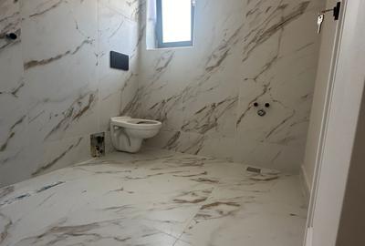 Vanzare casa la padure, an 2025, Bascov, Uiasca, 132.000 euro +TVA - 15