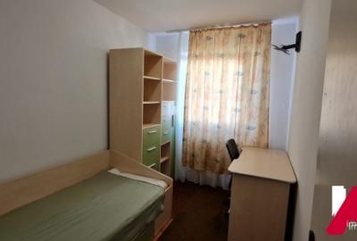 Inchiriez apartament 3 camere,situat pe B-dul Mihai Viteazu, et.3 - 6