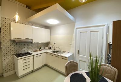 Comision 0%, Cladire Istorica, 4 camere, 134 mp, Renovat, Zona Sinaia - 7