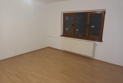 APARTAMENT SPATIOS METROU ZONA EROI REVOLUTIEI - 1