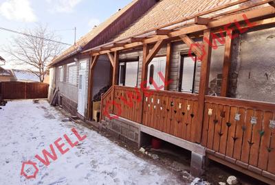 Casă familiară de vânzare în Bixad! - 4