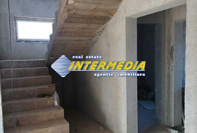 Casa noua de vanzare in Alba Iulia cu 4 camere semifinisata cu apa gaz curent - 11