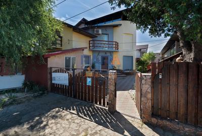 Casă individuală cu 6 camere în Cotu Vameș