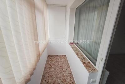 Vanzare  3 camere - Imobiliare MAXICONFORT - 9