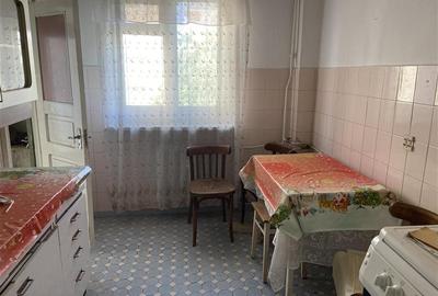 Apartament 3 camere , zona centrala -Sala Polivalenta, 80 mp , liber - 6