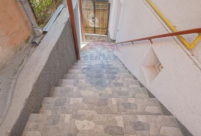Vilă individuală, curte și garsonieră separată, Schei - 27