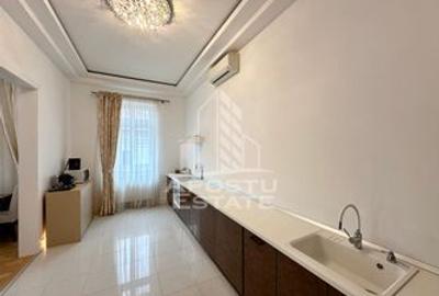 Apartament cu 3 camere, zona Semi-Centrala, Tavan Inalt - 9