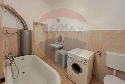 Casă / Vilă cu 5 camere de vânzare în Aleșd zona Ultracentral - 12