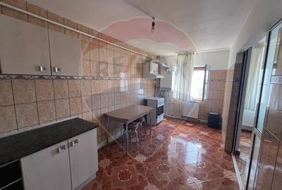 Apartament 3 camere în zona Sud-Vest ROMPETROL - 1