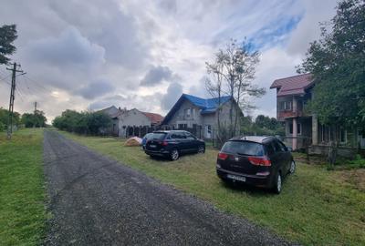 Casă individuală cu 5 camere în Dragșina