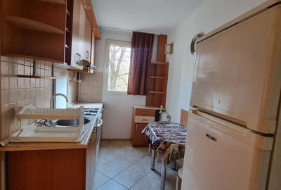 Apartament cu 2 camere de vanzare in zona Drumul Taberei metrou Favorit - 9