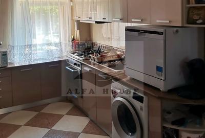 Apartament cu trei camere, zona Racadau 74 mp - parcul Trandafirilor - 7