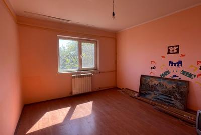 De vanzare apartament cu 3 camere dec. in Galati, etaj 4, sup. 70mp