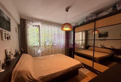 Apartament cu 2 camere semidecomandat, mobilat în Alexandru Obregia