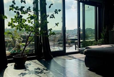 Penthouse de inchiriat in Borhanci, terasa generoasa - 9