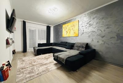 Apartament cu 3 camere decomandat, mobilat în Lipovei