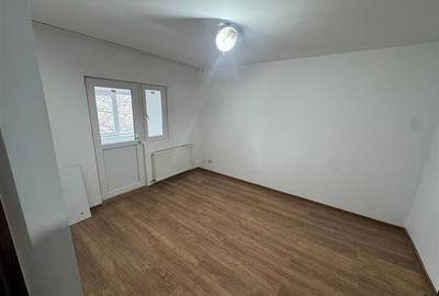 Ap 2 cam, 60 mp utili, et 2/3, hol patrat logie si balcon,renovat ! - 12