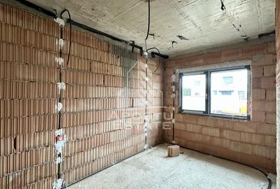 Jumatate de duplex de vanzare cu 5 camere, Dumbravita - 5