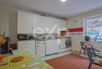 Casă individuală la 4 km de Brașov | 730 mp teren - P+E+M - 6