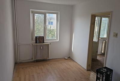 2 CAMERE | INEL 2 | NECESITA RENOVARE - 1
