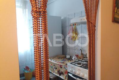 Apartament 57 mp 2 camere decomandate balcon PRET AVANTAJOS Cisnadie - 9
