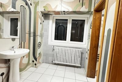 De inchiriat Spatiu birou - Pta Victoriei - 7