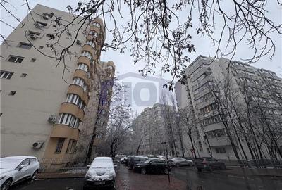 Apartament cu 2 camere decomandat în Nerva Traian