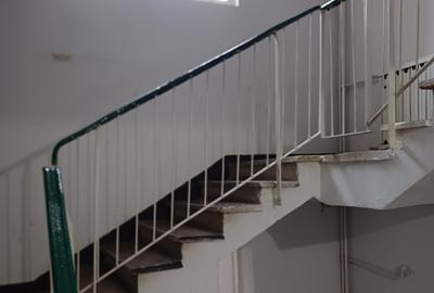 Brancoveanu adiacent -3 camere -Loc parcare - 15