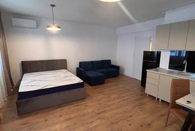 Garsonieră open-space_feminine, mobilată în Pipera