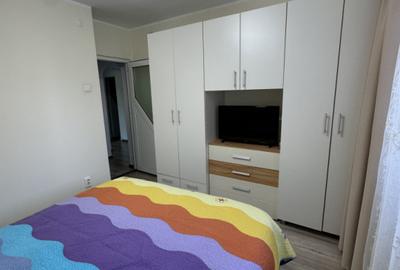 Apartament 4 cam, cf 1 dec, et 2/8, zona 9 Mai- Piata - 10
