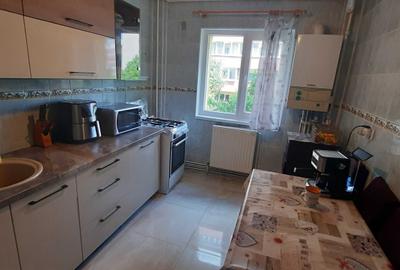 Apartament 2 camere Racadau,etajul 1,decomandat,127000 Euro - 6