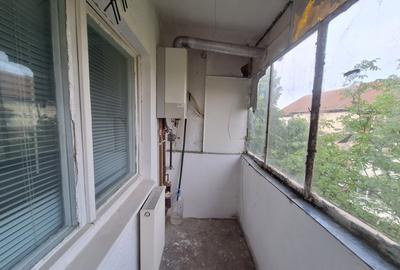 Pozitie excelenta! Apartament cu 2 camere si balcon de 4 mp- Calea Aradului - 11