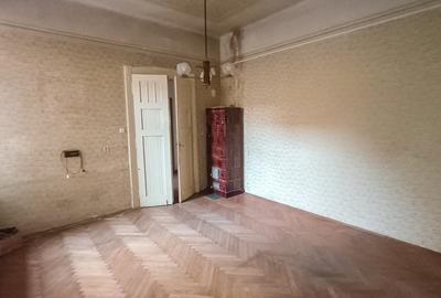 Locuință ultracentrală compusă din două apartamente cu intrări separate - 7