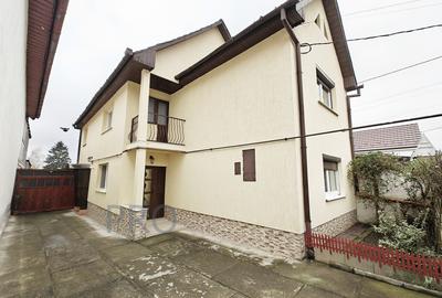 Casă individuală cu 5 camere în Turnișor