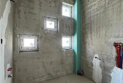 Casa Tip Triplex  Parter + Etaj , situata in Floresti! - 17
