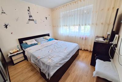 Apartament 3 camere semidecomandat  zona MIilcov - 4