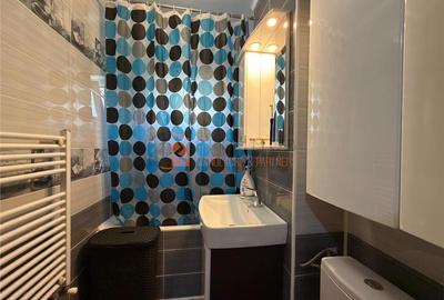 Apartament 3 camere cf 1 semidecomandat zona Micro 3 - 13