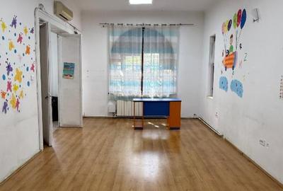 Timpuri Noi- METROU- Vila 9 Cam - sup 325 mp - 2900 Euro - 5
