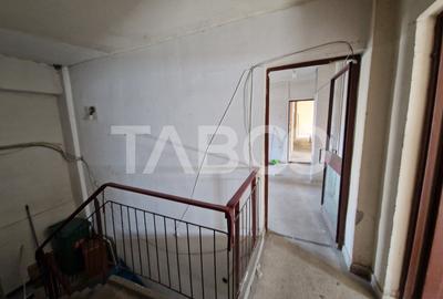Spatiu comercial sau birouri in Turnisor la parter cu vad stradal - 10