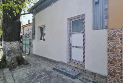 Vanzare locuinta practica, in Galati, centru, sup.35mp, renovata - 1